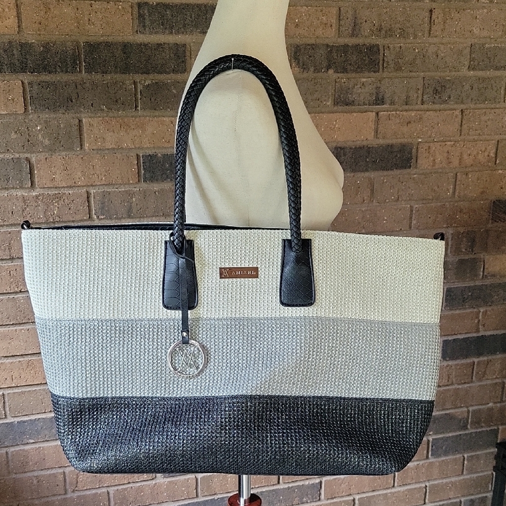 Amiani tri color straw tote, black/white/gray